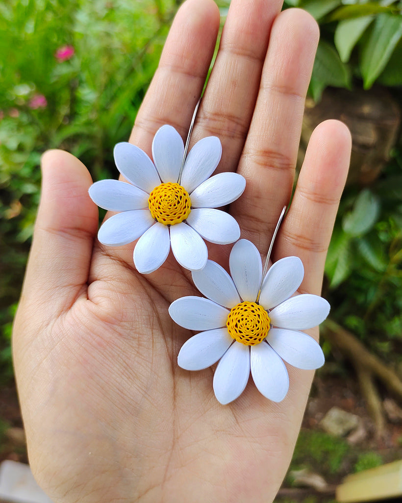 Maatru - Daisy Flower Earrings Hand View