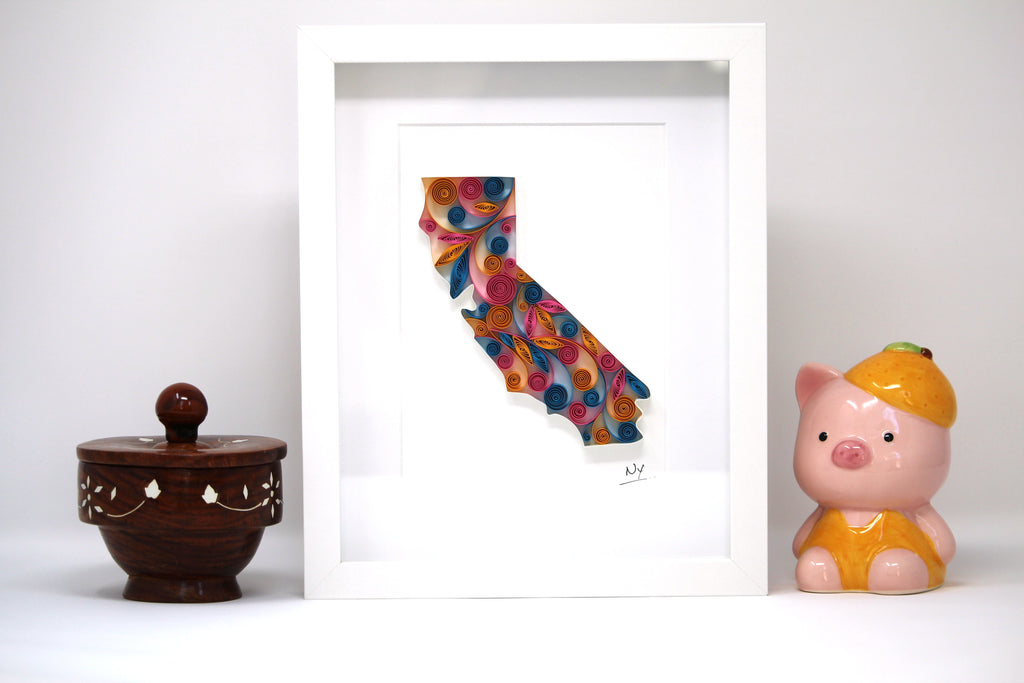 California Map, Handmade paper quilling artwork made in California, USA. Sustainable and eco-friendly art work created by an artist in the bay area.